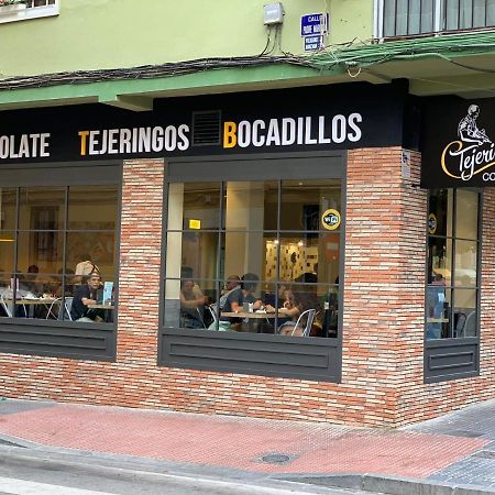 Precioso Apartamento Con Patio Málaga Eksteriør bilde
