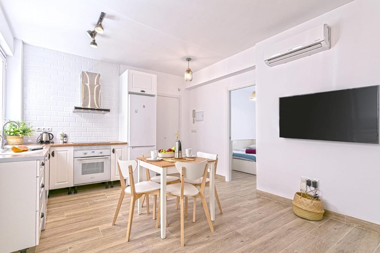 Precioso Apartamento Con Patio Málaga Eksteriør bilde