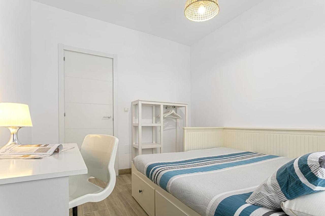 Precioso Apartamento Con Patio Málaga Eksteriør bilde