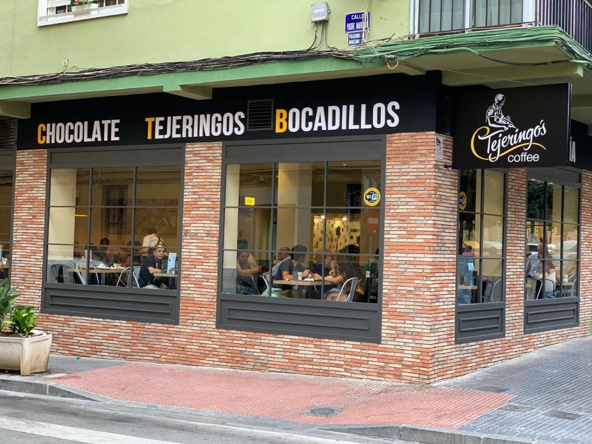 Precioso Apartamento Con Patio Málaga Eksteriør bilde